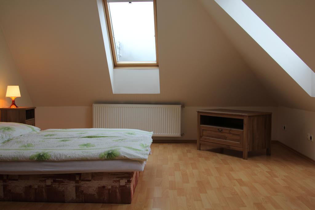 Apartmány Račianska Pozsony Szoba fotó